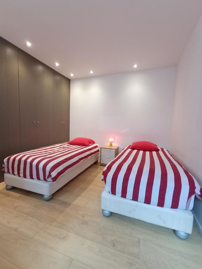 Port Caneta Hendaye Appt 55 M Class 2 Etoiles Экстерьер фото